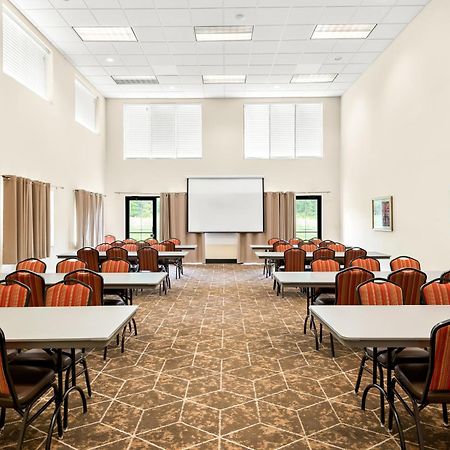 Best Western Palmyra Inn & Suites Esterno foto